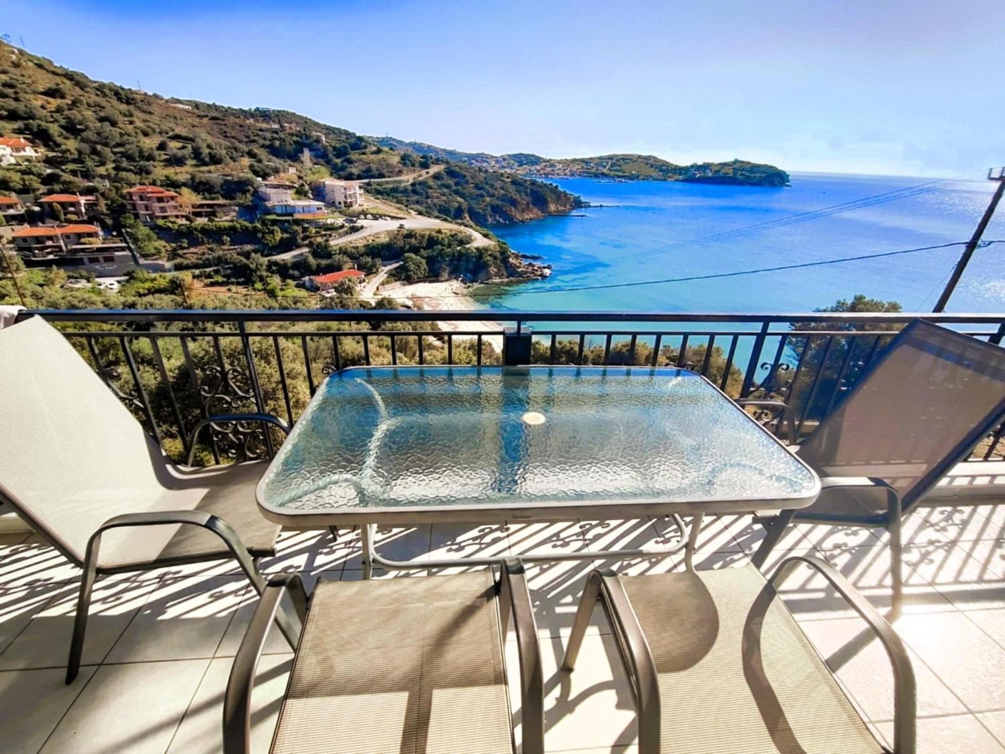 Aegean Beachfront Petriaí Eksteriør bilde